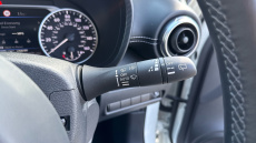 Nissan Juke 1.6 Hybrid Tekna 5dr Auto Hybrid Hatchback